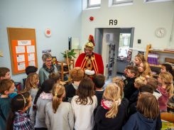 OLYMPUS DIGITAL CAMERA