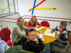 OLYMPUS DIGITAL CAMERA