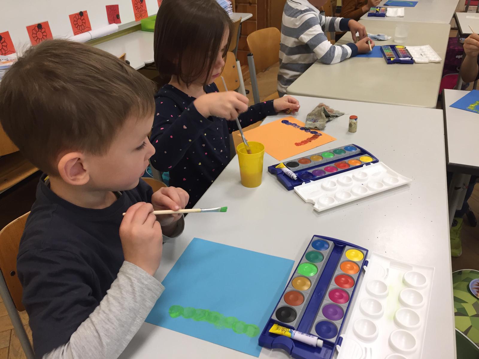 Die Erste Kunststunde In Der Klasse 1a Katholische Grundschule An die-erste-kunststunde-in-der-klasse-1a-katholische-grundschule-an
