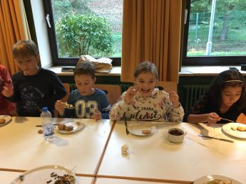 4A8F78AE-9864-4991-A1E9-247BA70CB52D