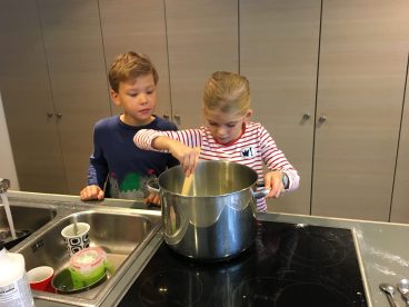 D319F9CB-47E1-4F92-A1F2-BBB275ABA13A