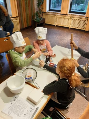 11E706BC-6E5E-46C7-9350-A385459C3A00