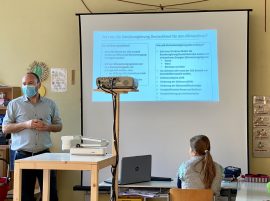 1AFF18AC-82A3-4DA9-8E88-4E81B51ECFC5_1_201_a